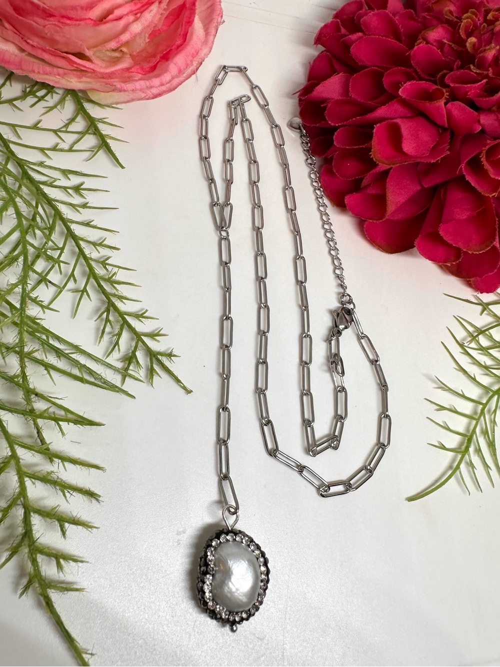 NEW ⚜️ Baroque Pearl Lariat Chain Necklace - Picture 2 of 5